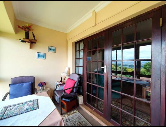 2 BEDROOM APARTMENT FOR SALE IN HOWICK NORTH